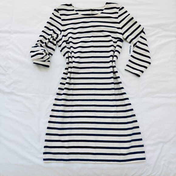 NEW Old Navy Heavy Knit Shift Dress | Color Stripe White/Blue | Size S Small - Picture 2 of 4